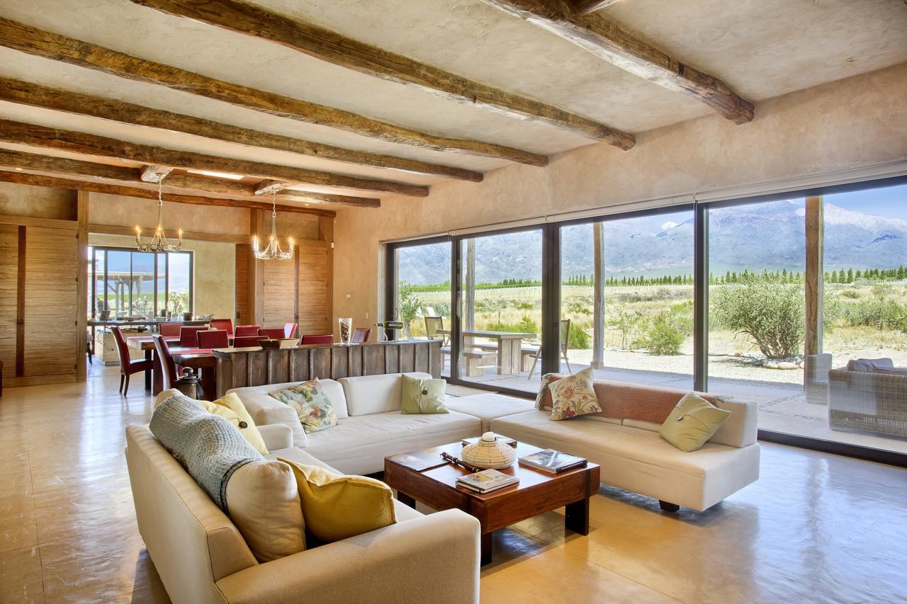 Alpasion Lodge Тунуян Экстерьер фото